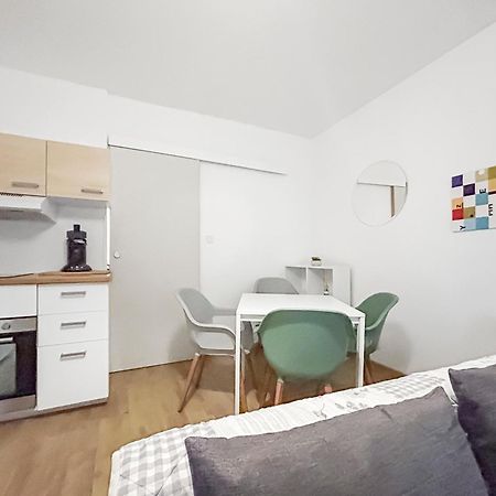 Appartement 002-T2 Cosy 2 A 4 Pers Lumineux Wifi & Parking à Audincourt Extérieur photo